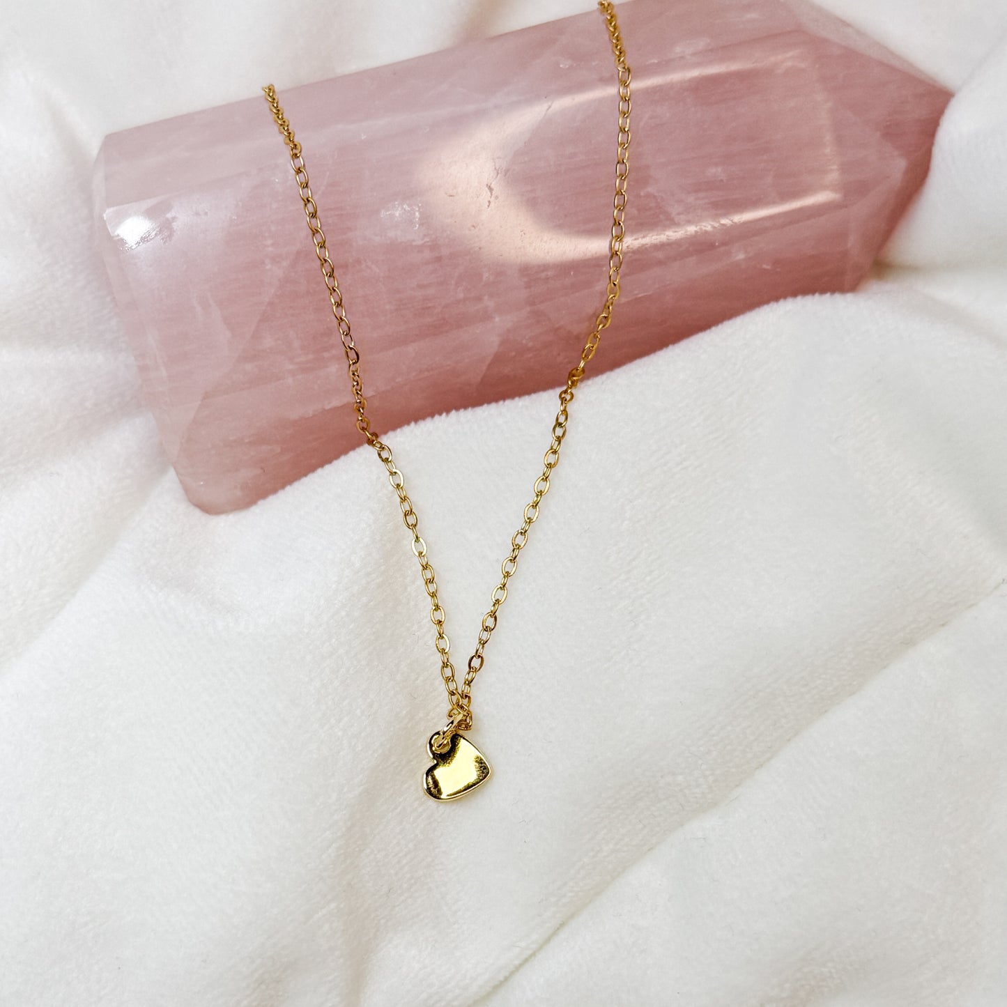 DAINTY HEART NECKLACE
