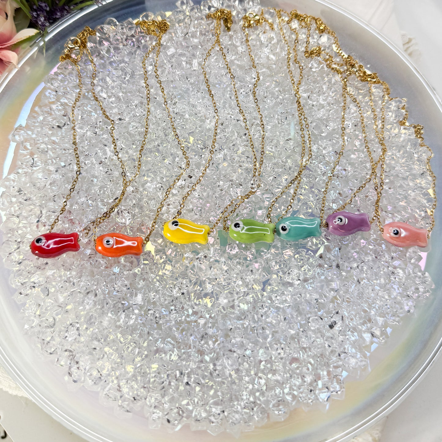 LITTLE FISH CHOKER NECKLACE
