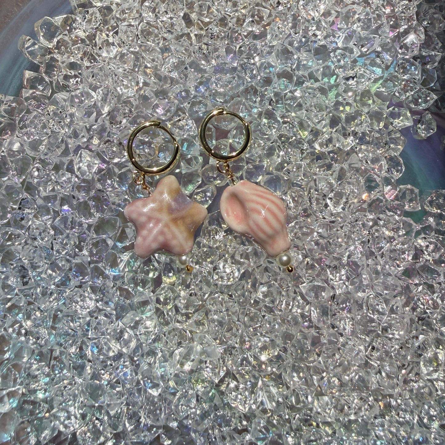 PINK SEASHELL + STARFISH HUGGIE HOOPS