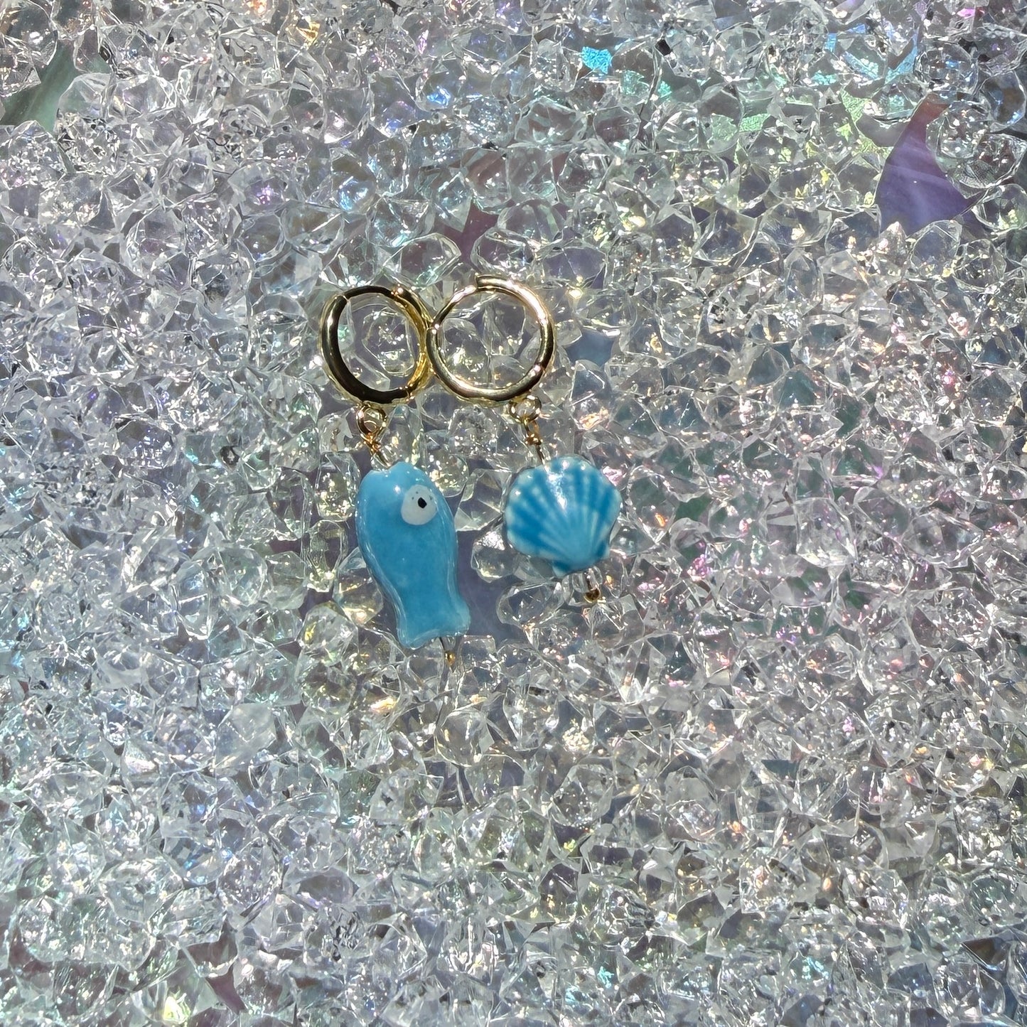 BLUE FISH + SEASHELL HUGGIE HOOPS