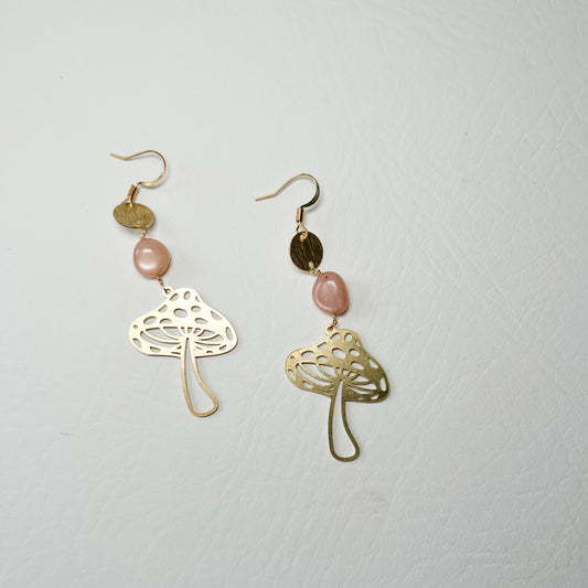 MUSHROOM + PEACH MOONSTONE EARRINGS