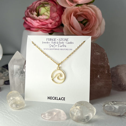 GOLD OCEAN WAVE NECKLACE